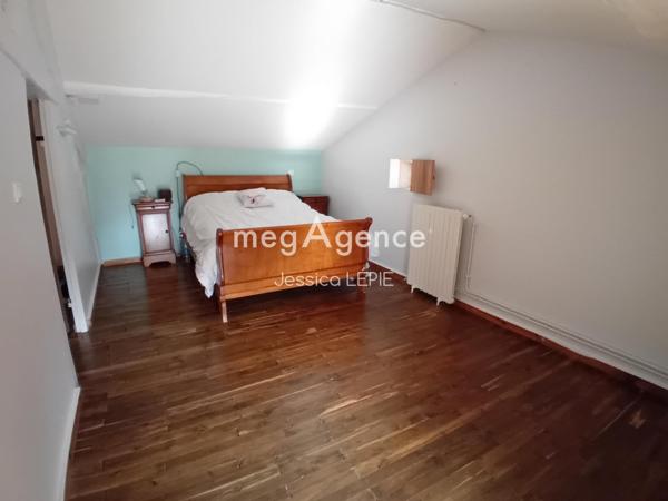 Maison à Villiers-en-Plaine, 79160 - 7 pièces 255m²