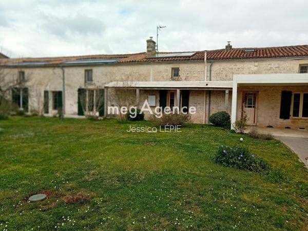 Maison à Villiers-en-Plaine, 79160 - 7 pièces 255m²