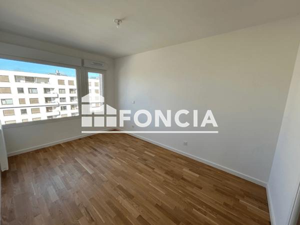 Location Appartement 4 pièces 91.64 m² - Bordeaux 33100