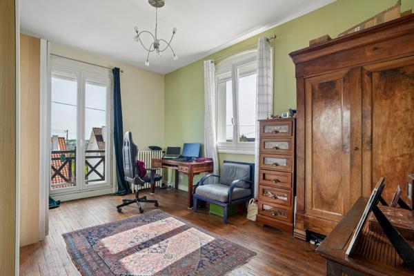 Vente Maison bourgeoise Neuilly-Plaisance 7 Pièces 231.16 m²