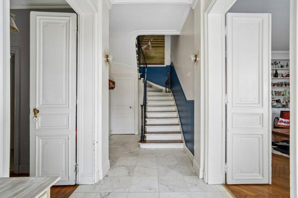 Vente Maison bourgeoise Neuilly-Plaisance 7 Pièces 231.16 m²