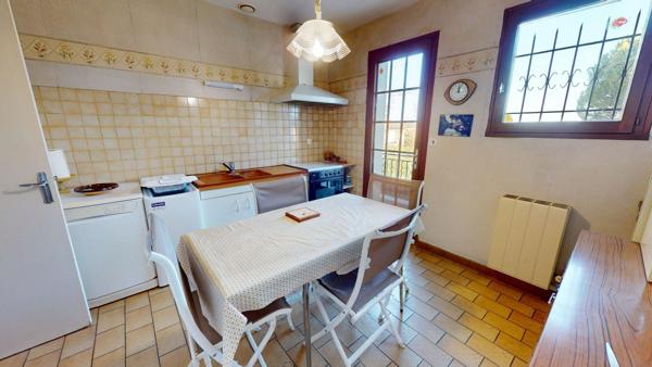 Maison à vendre à Royan - 4 pièces avec jardin
