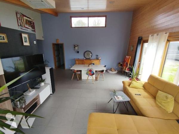Maison plain pied  à vendre à Plouguerneau (29880) en Finistère (29)

Cette belle contemporai...