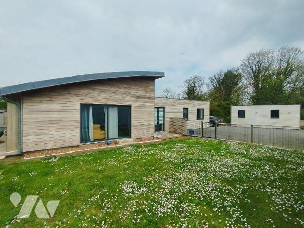 Maison plain pied  à vendre à Plouguerneau (29880) en Finistère (29)

Cette belle contemporai...