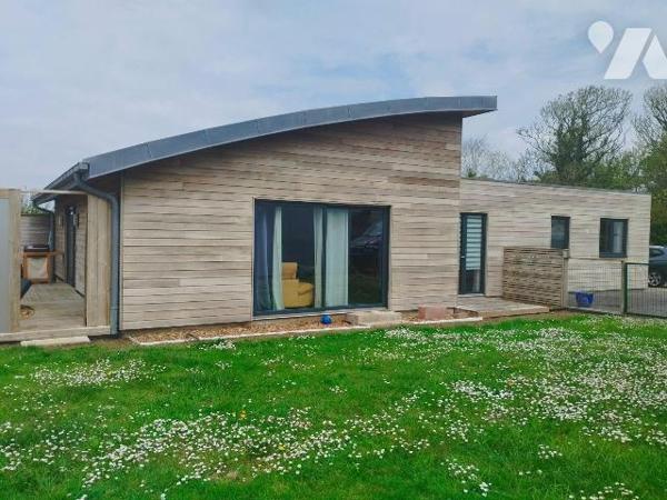 Maison plain pied  à vendre à Plouguerneau (29880) en Finistère (29)

Cette belle contemporai...