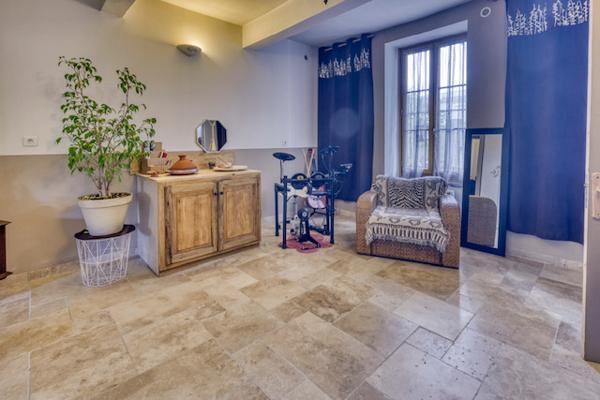 Châteaurenard (13160) Mas restauré avec piscine et dépendances