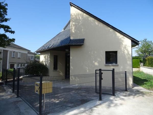 Location Maison132 m² - 5 Pièces - PONT DE SALARS (12290)