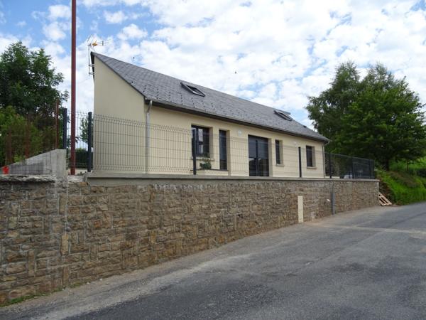 Location Maison132 m² - 5 Pièces - PONT DE SALARS (12290)