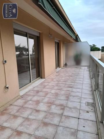 Appartement à louer 2 pièces 41.84m²