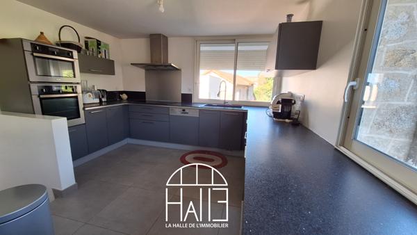 Maison 10 pièces - 300 m²