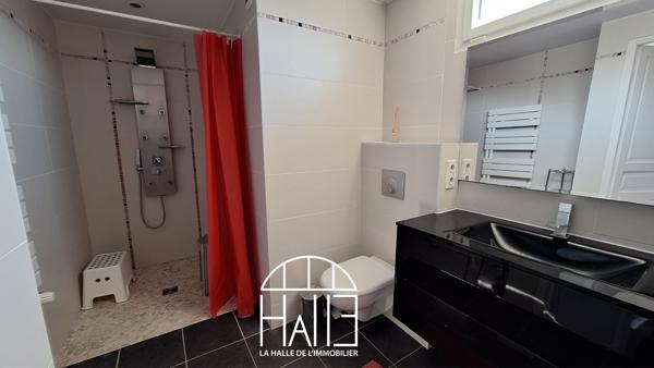 Maison 10 pièces - 300 m²