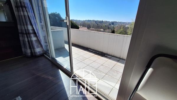 Maison 10 pièces - 300 m²