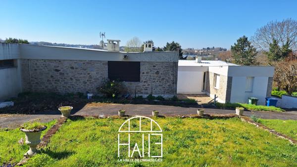 Maison 10 pièces - 300 m²