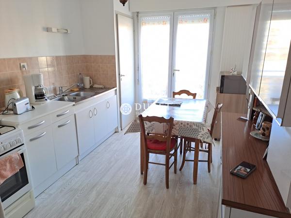 APPARTEMENT 2 PIECES AVEC PKG ET CAVE