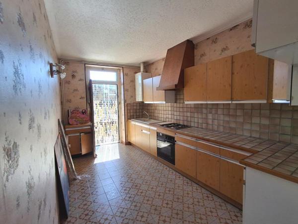 GIVORS CENTRE  Maison de ville de plus de 170  m2