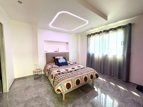 Maison Conflans Sainte Honorine 7 pièce(s) 183 m2 682 000 € **  - Référence  8209