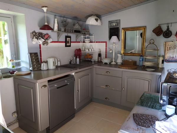 Exclusivité : Maison de caractère à Bouvesse Quirieu sur grand terrain avec piscine