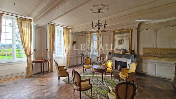 Manoir pittoresque dans le bocage du Sud de la Manche