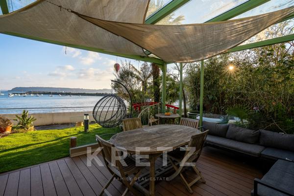 Propriété  rénové Face à la mer