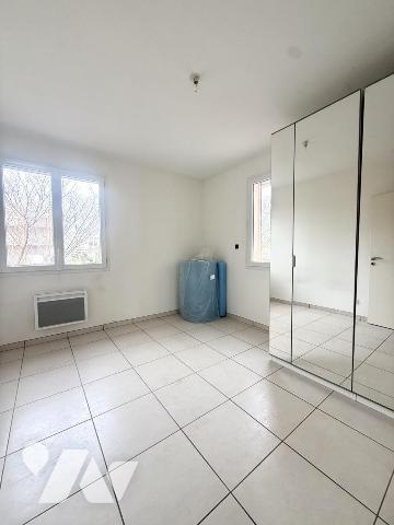 Appartement T3 avec bacon et deux places de parking - Baillargues