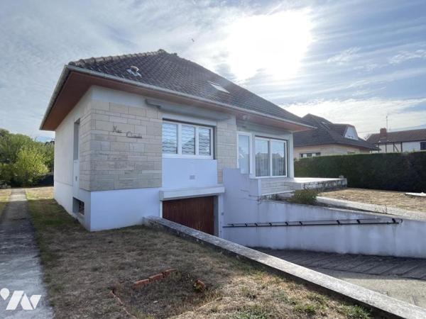 SARRY, Maison de 5 pièces. Terrain clos de 607 m². Pas de gros travaux à prévoir.