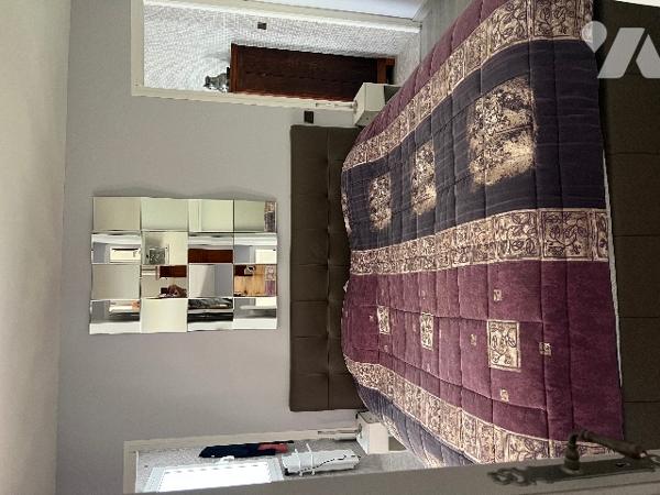 Maison d'architecte de 150 m² avec garages x2, grande piscine, poolhouse et jardin arboré de 2012 m²