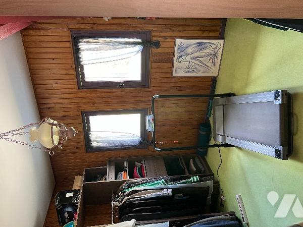 Maison d'architecte de 150 m² avec garages x2, grande piscine, poolhouse et jardin arboré de 2012 m²