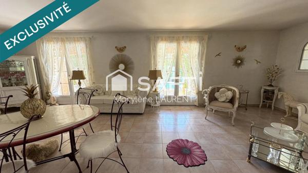 3 chambres, sous sol aménageable, double garage , piscine