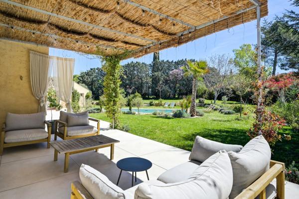 Vente Maison de luxe Aix-en-Provence 7 Pièces 320 m²