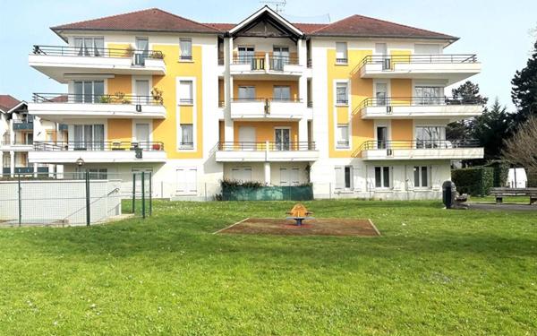 Appartement à vendre    3 pièces • 61 m2 Roissy-en-Brie