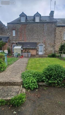 Immeuble de rapport à vendre à Gorron en Mayenne (53120), ref : 2845