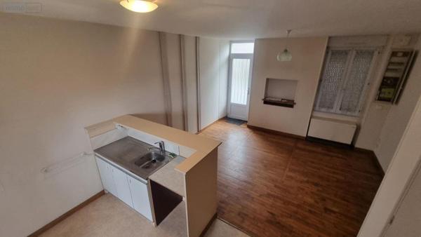 Immeuble de rapport à vendre à Gorron en Mayenne (53120), ref : 2845