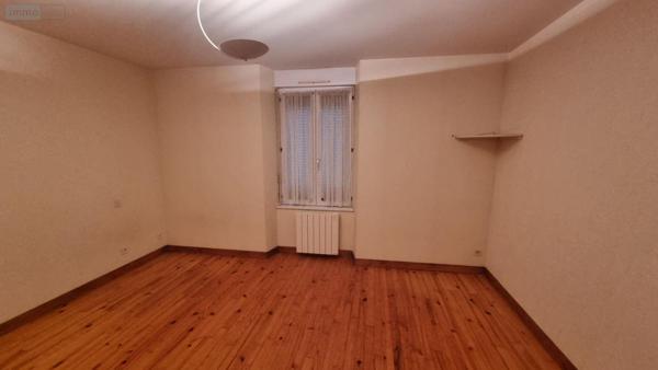 Immeuble de rapport à vendre à Gorron en Mayenne (53120), ref : 2845