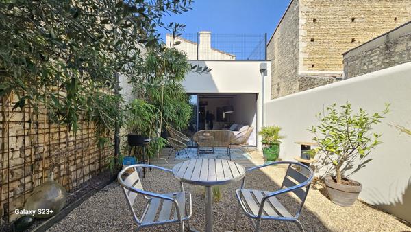 MAISON EN PIERRE ENTIEREMENT RENOVEE