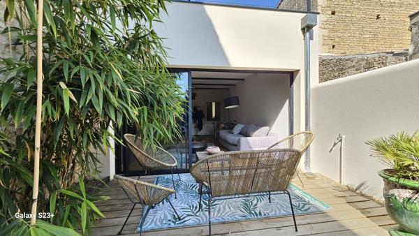 MAISON EN PIERRE ENTIEREMENT RENOVEE