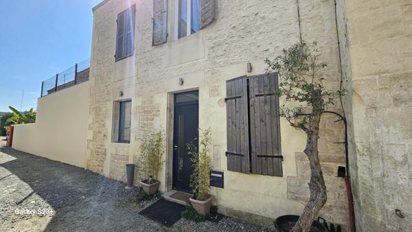 MAISON EN PIERRE ENTIEREMENT RENOVEE
