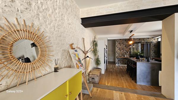 MAISON EN PIERRE ENTIEREMENT RENOVEE