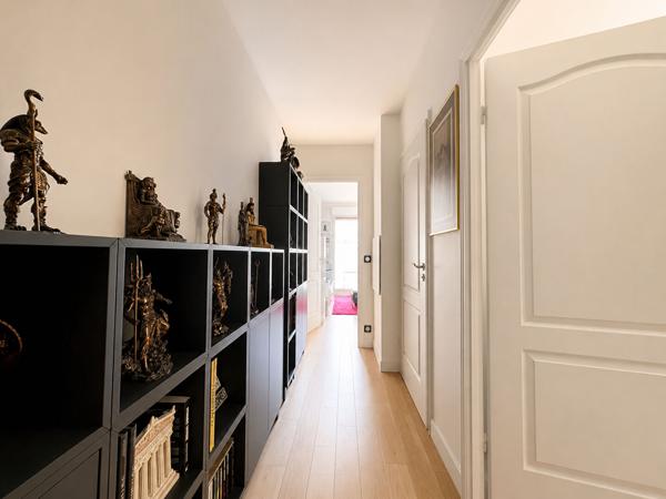 Aux pieds de La Défense - F2 récent de 50,2 m²