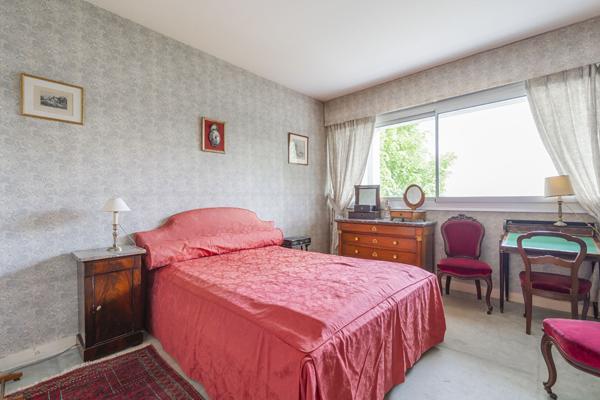 Appartement Garches 5 pièces 110.07 m2