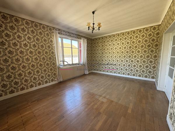 Exclusivité – Charmante maison familiale au cœur de Cours