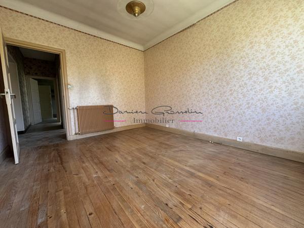Exclusivité – Charmante maison familiale au cœur de Cours