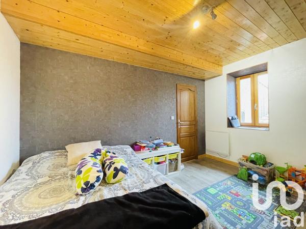 Maison 5 pièces de 120 m² à Volvic (63530)