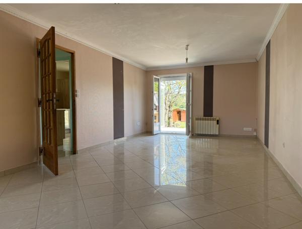 Coulommiers (77120) Pavillon Plain pied, 3 chambres, Coulommiers