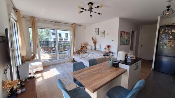 Appartement à vendre 3 pièces VILLEJUIF (94)