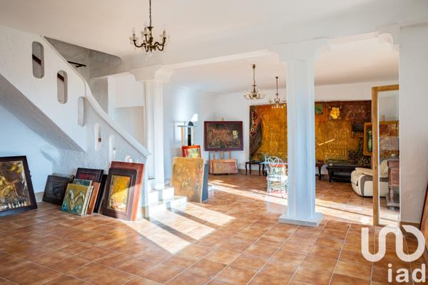 Maison à vendre 9 pièces 250 m² Vence