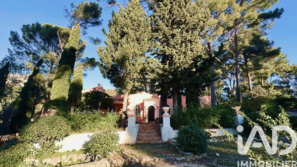 Maison à vendre 11 pièces 292 m² Toulon