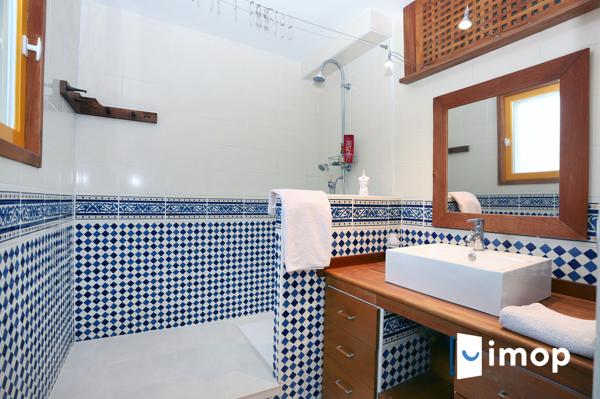 Maison rénovée avec piscine