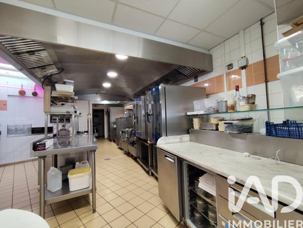 Murs commerciaux  à vendre 300 m² Saint-Martin-des-Plains