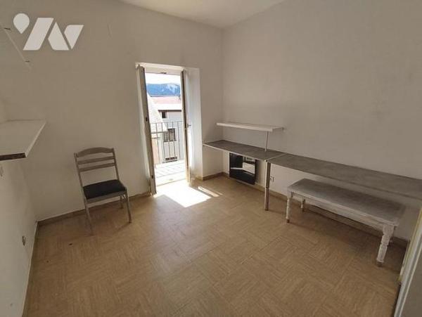Vente Appartement T3 + grenier à Seyne 