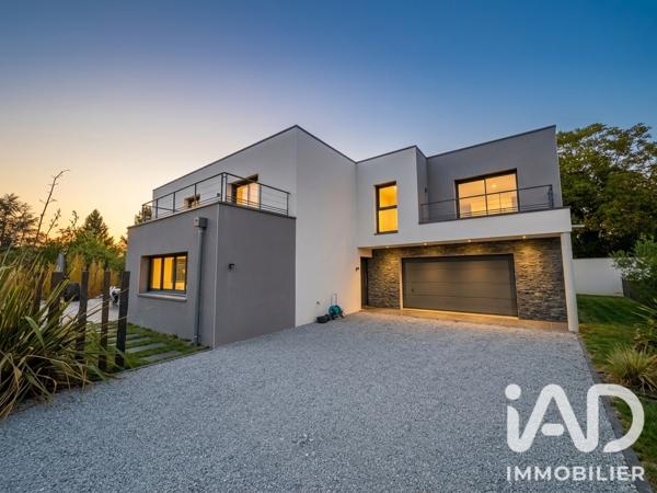 Maison à vendre 8 pièces 260 m² Fondettes